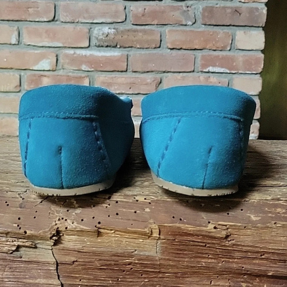 •NEW• LANDS' END SUEDE MOCCASINS - Picture 5 of 8